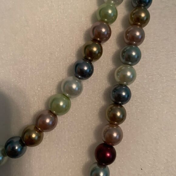 Necklace Set  - Picture 2 of 2